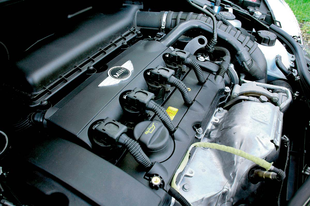 MINI Cooper S engine