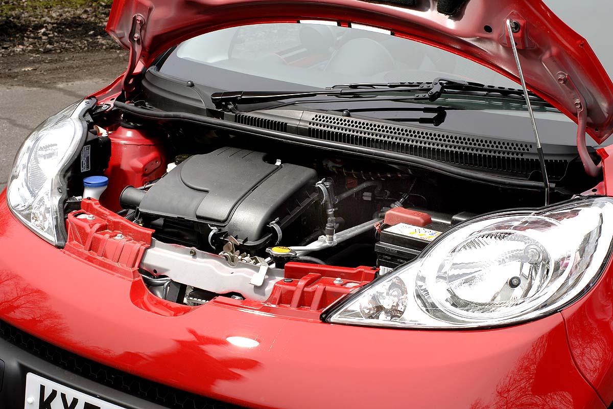Peugeot 107 Sport XS engine