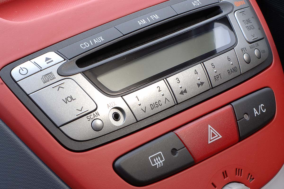 Peugeot 107 Sport XS radio