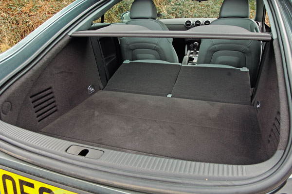 Audi TT Coupe Boot