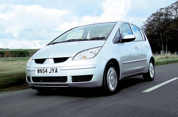 Front view of Mitsubishi Colt