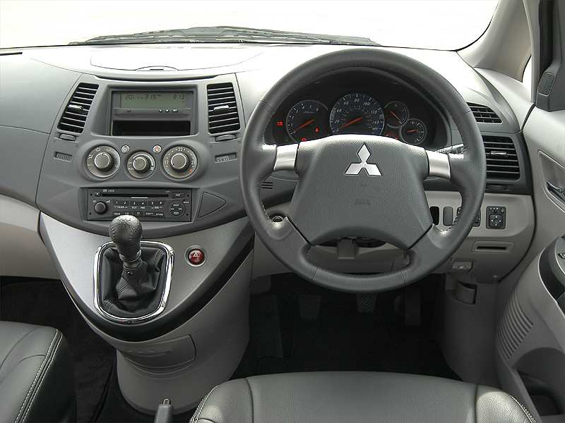 Mitsubishi Grandis