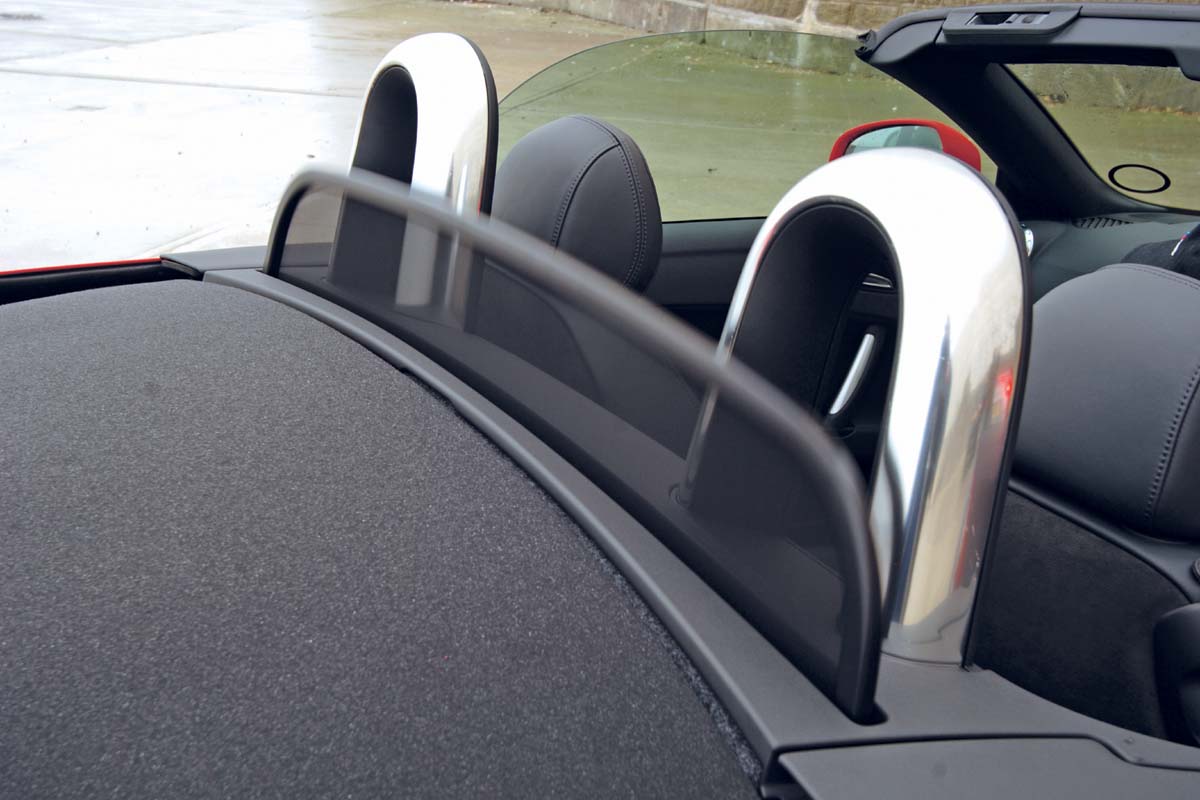 Audi TT Roadster headrests