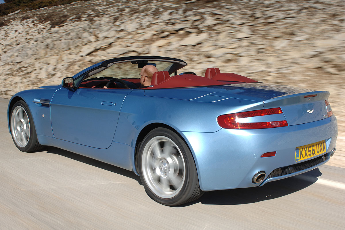 Aston Martin Vantage Roadster