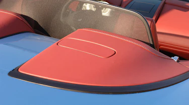Aston Martin Vantage Roadster