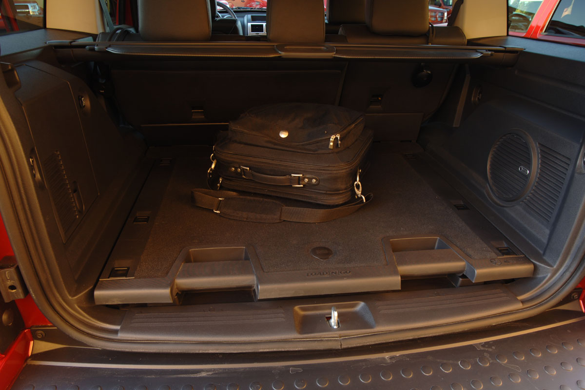 Dodge Nitro 2.8 CRD SXT boot