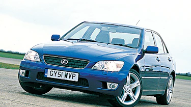 Lexus IS
