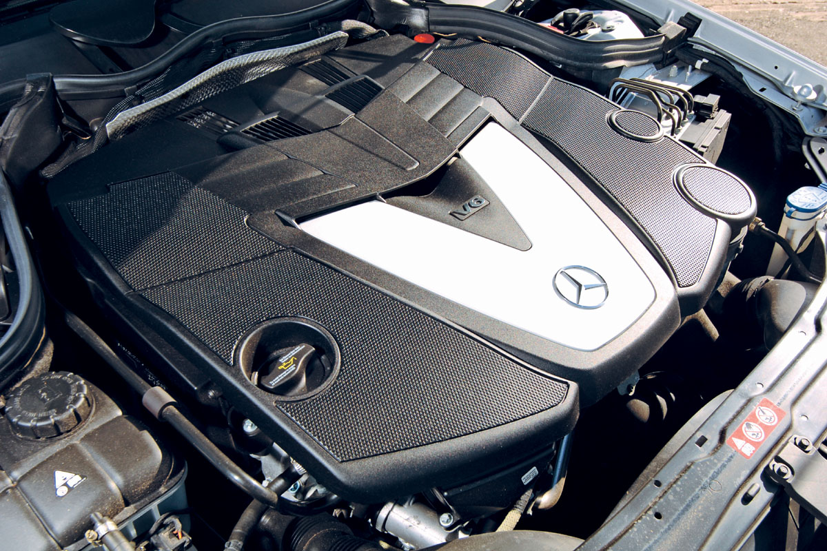 Mercedes CLK 320 CDI Sport engine