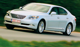 Lexus LS600h