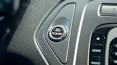 Ford Mondeo dashboard