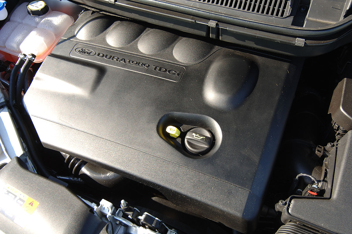 Ford C-Max 2.0 TDCi Zetec engine