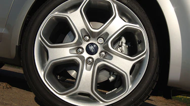 Ford C-Max 2.0 TDCi Zetec wheel