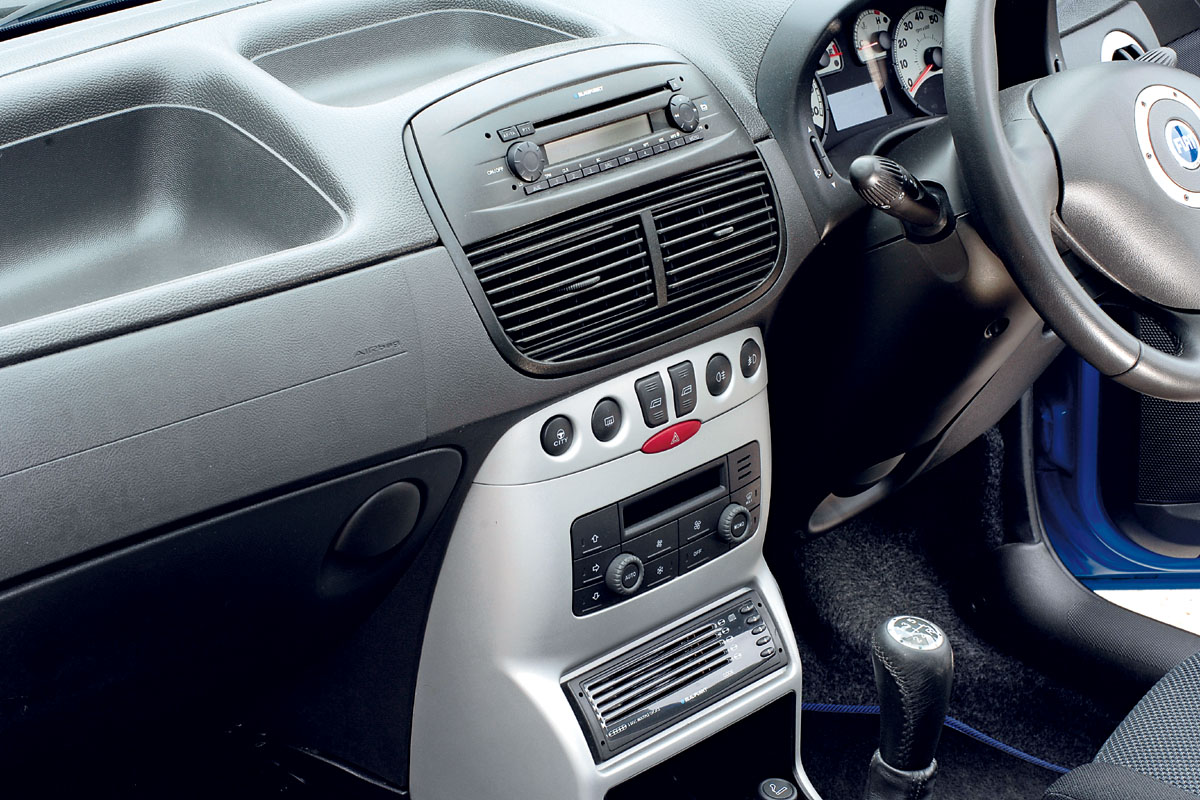Fiat Punto interior
