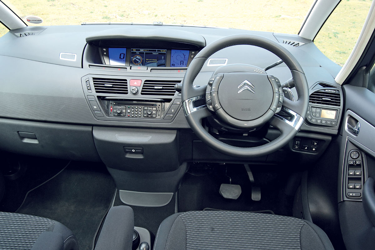 Citroen C4 Picasso dashboard