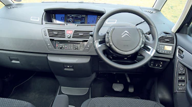 Citroen C4 Picasso dashboard