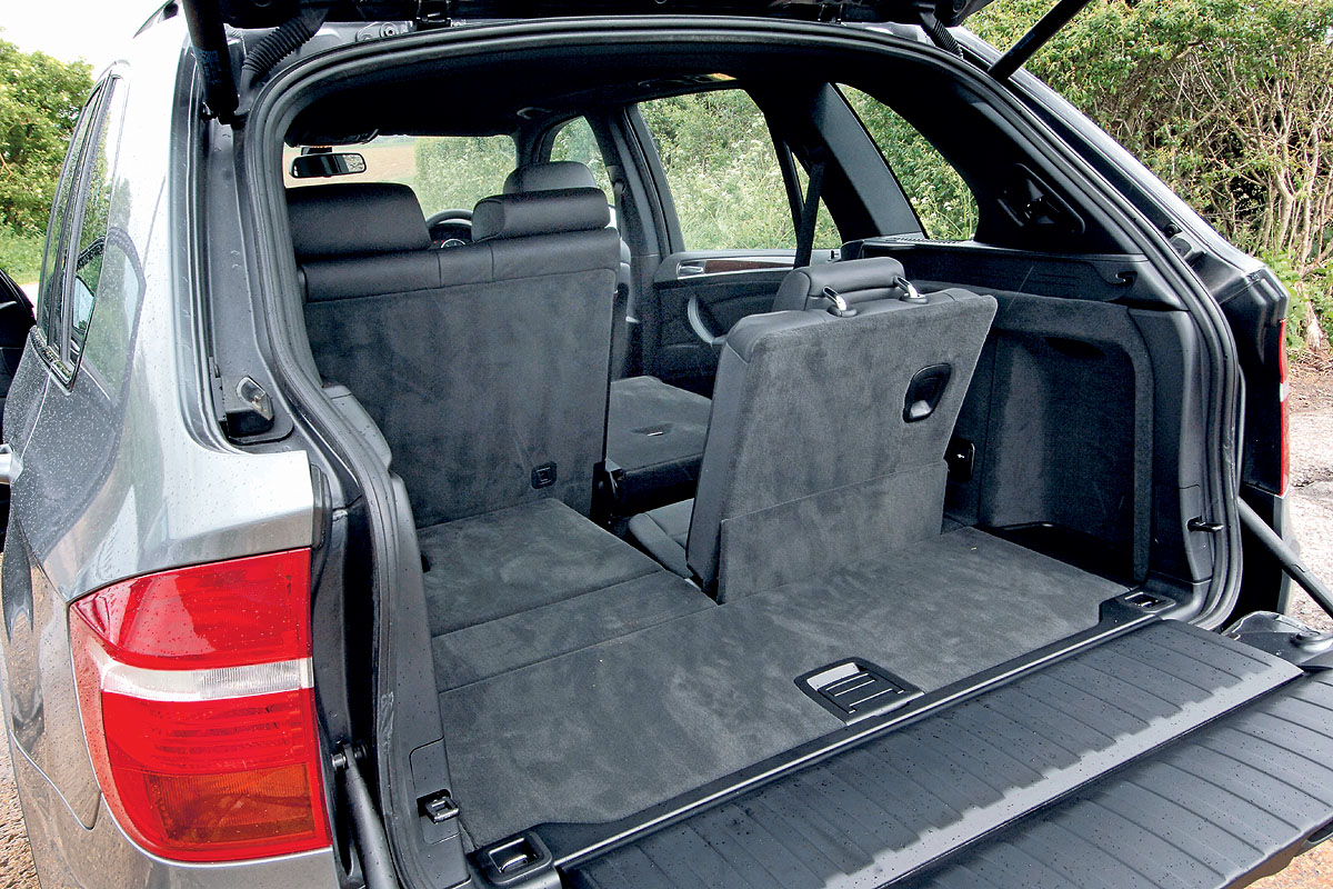 BMW X5 boot