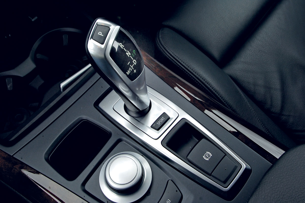BMW X5 gear lever