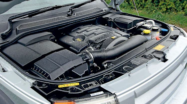 Land Rover Discovery engine