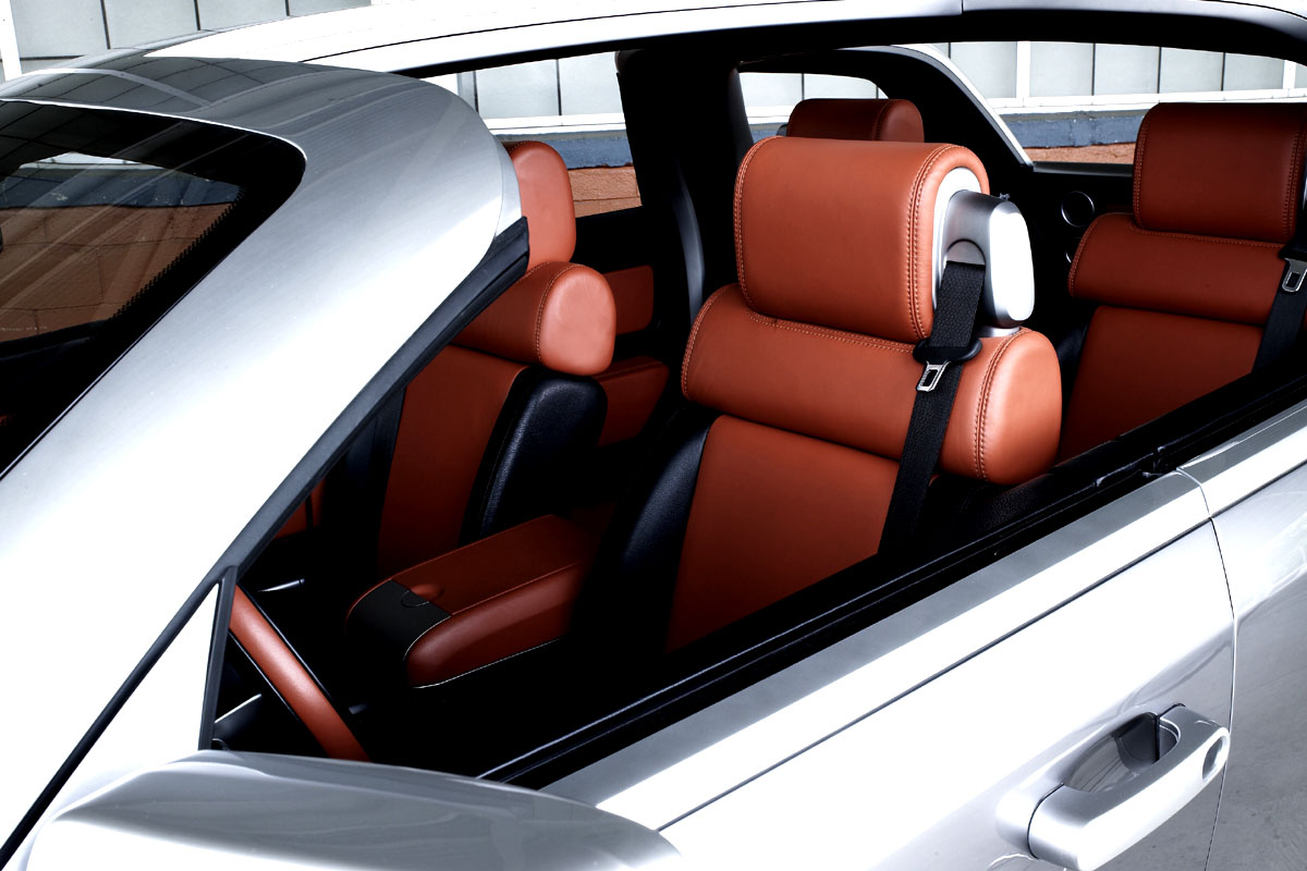 Jeep Trailhawk seats