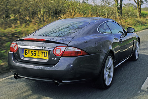 Jaguar XK 4.2 V8 Coupé