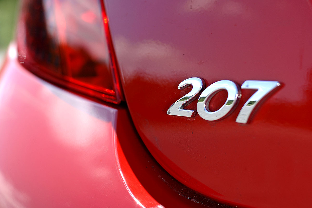 Peugeot 207 GTi badge
