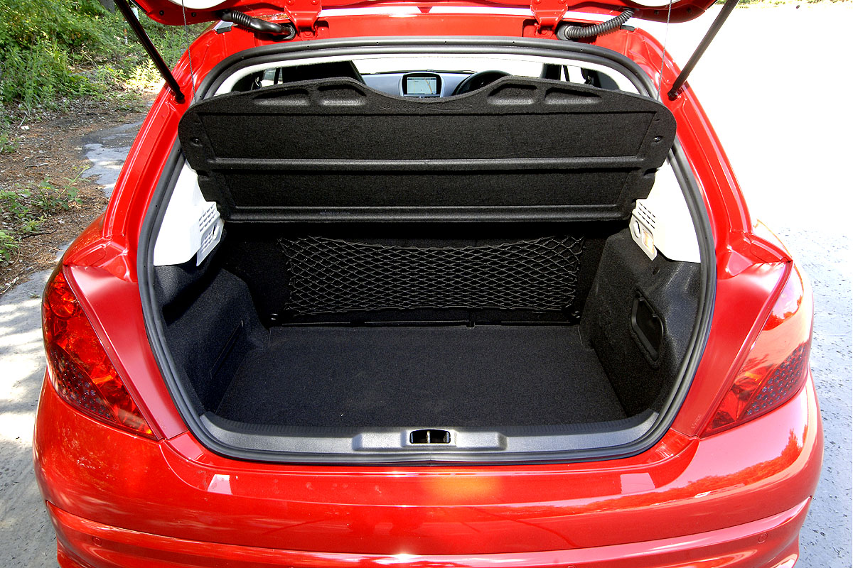 Peugeot 207 GTi hatch