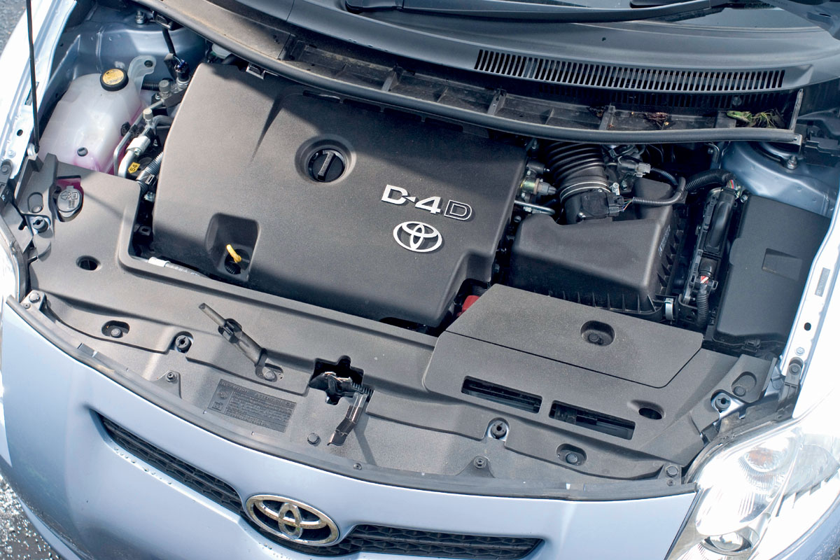 Toyota Auris engine