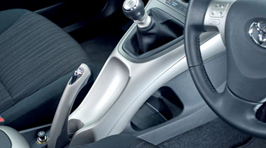 Toyota Auris gear lever