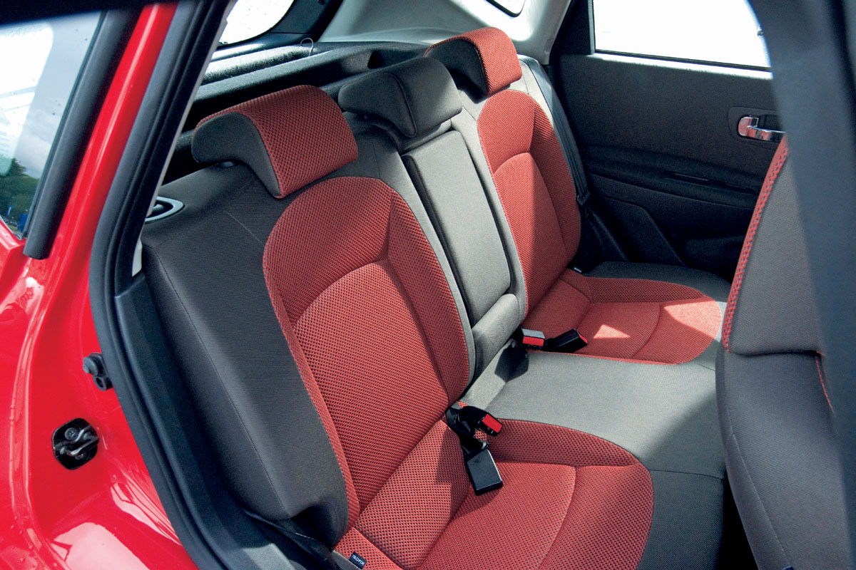 Nissan Qashqai rear seats