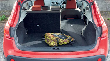 Nissan Qashqai boot