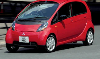 Mitsubishi i