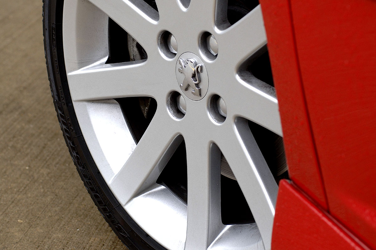 Vauxhall VXR wheel