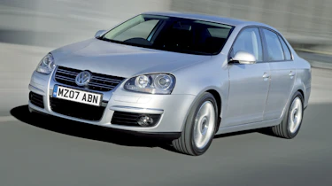 Volkswagen Jetta 2.0 TSI Sport