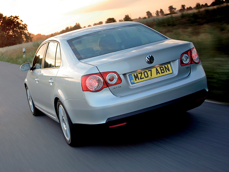 Volkswagen Jetta 2.0 TSI Sport