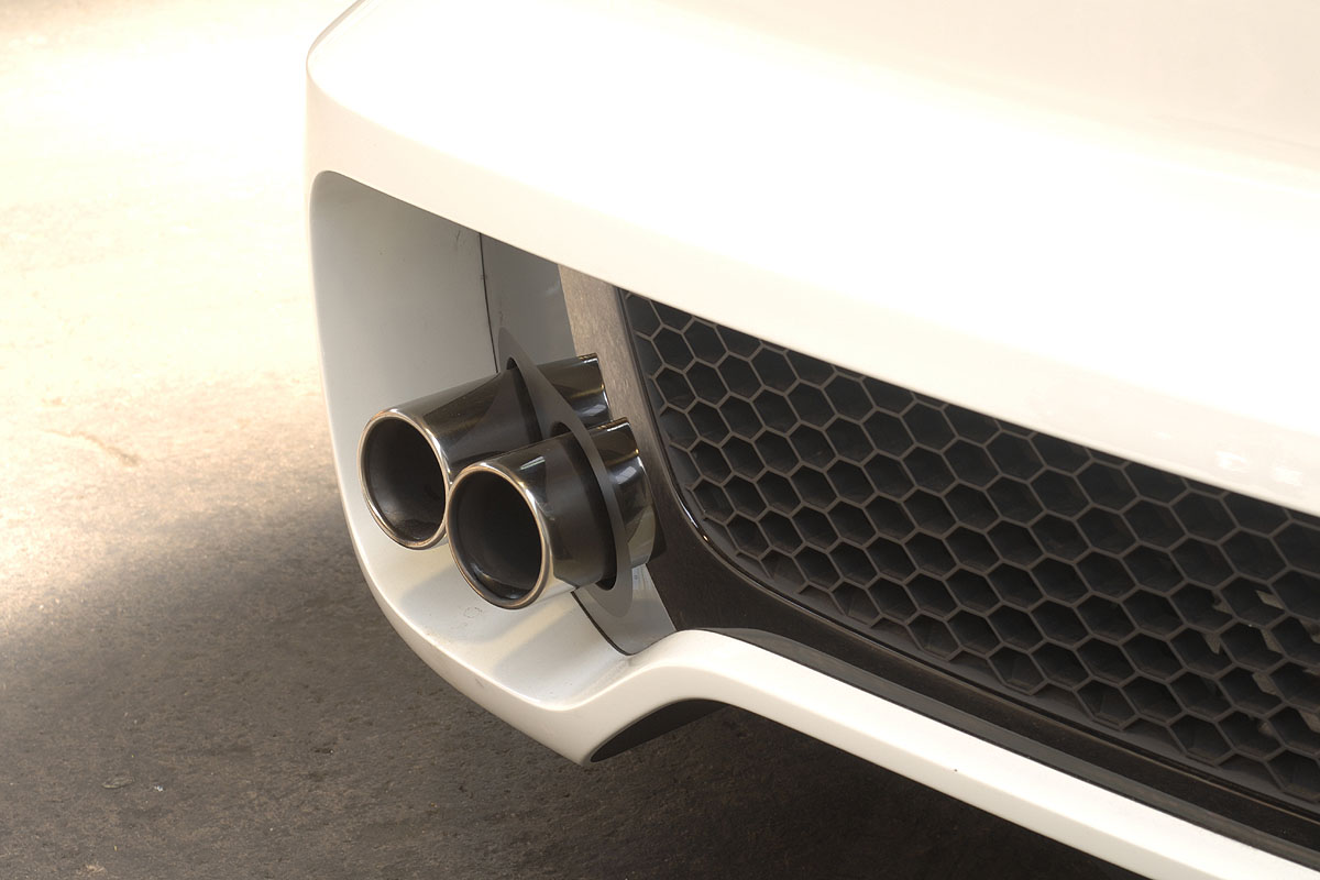 Volkswagen Golf GTI W12-650 exhaust