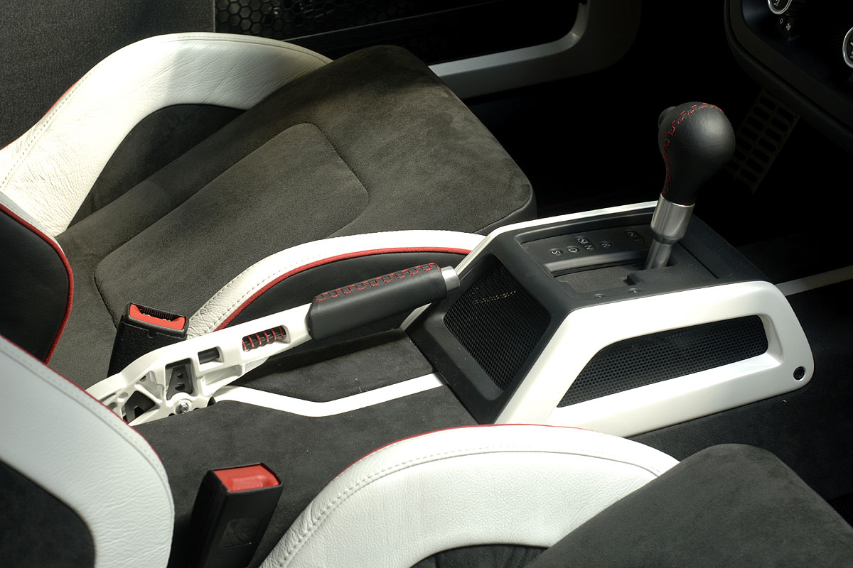 Volkswagen Golf GTI W12-650 interior