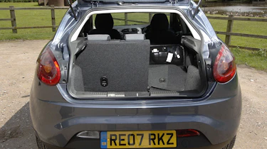 Fiat Bravo boot