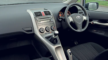 Toyota Auris dashboard