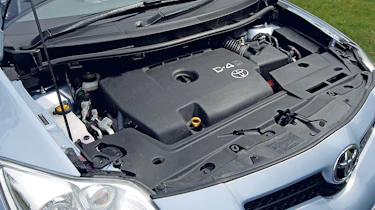 Toyota Auris engine