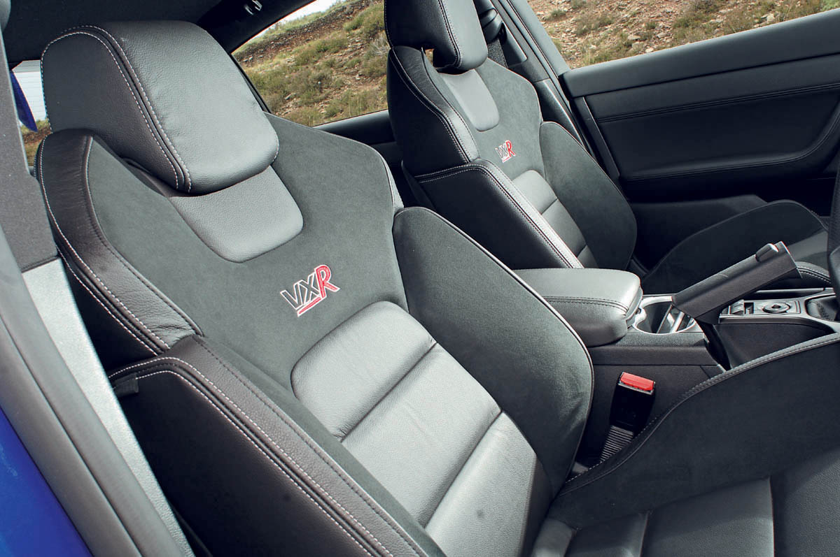 Vauxhall VXR8 seats