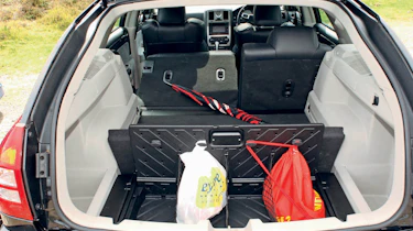 Chrysler 300C SRT-8 boot