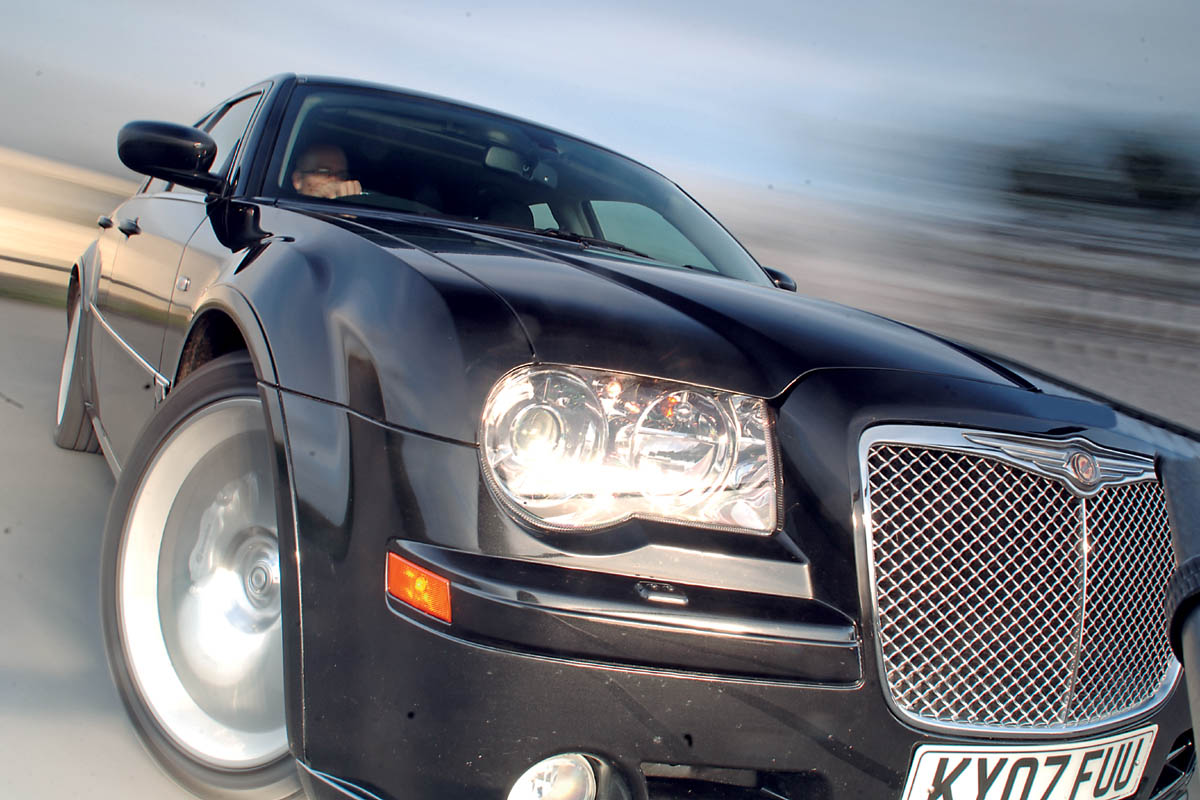 Chrysler 300C SRT-8