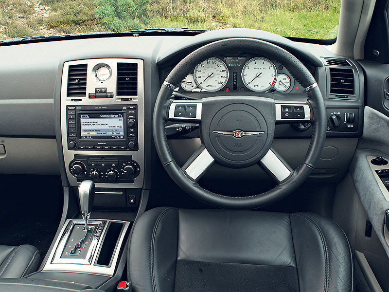 Chrysler 300C SRT-8