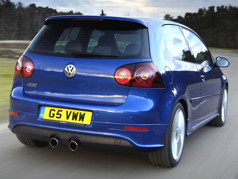 Volkswagen Golf R32