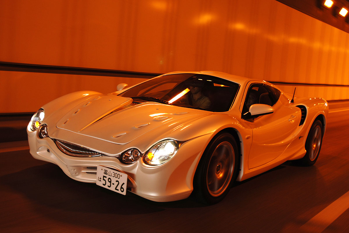 Mitsuoka Orochi