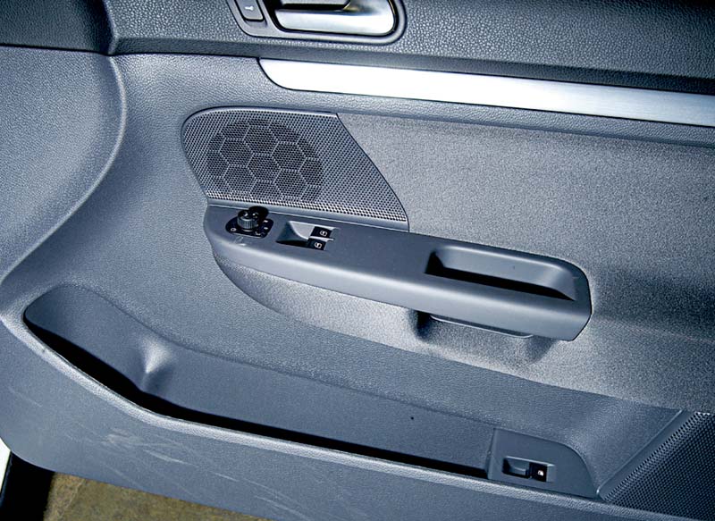 VW Golf GTi inner door