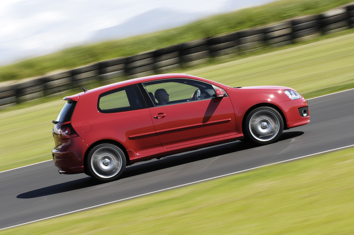 VW Golf GTI Edition 30