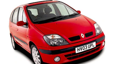 Front view of Renault Scenic