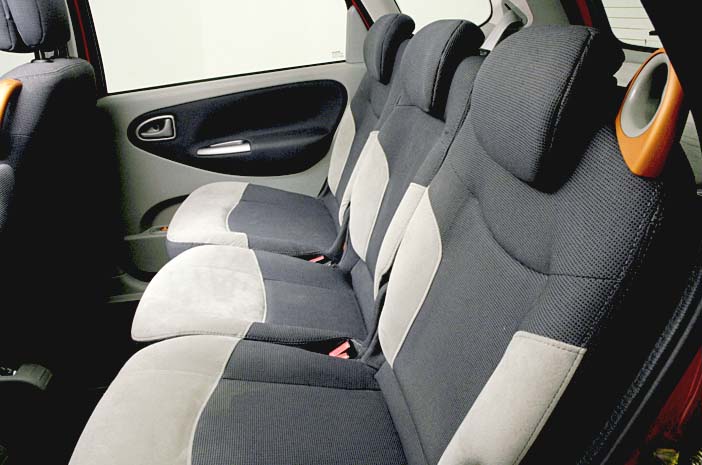 Renault Scenic interior