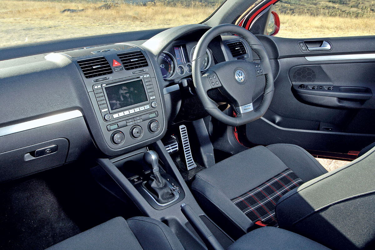 Volkswagen Golf GTI DSG